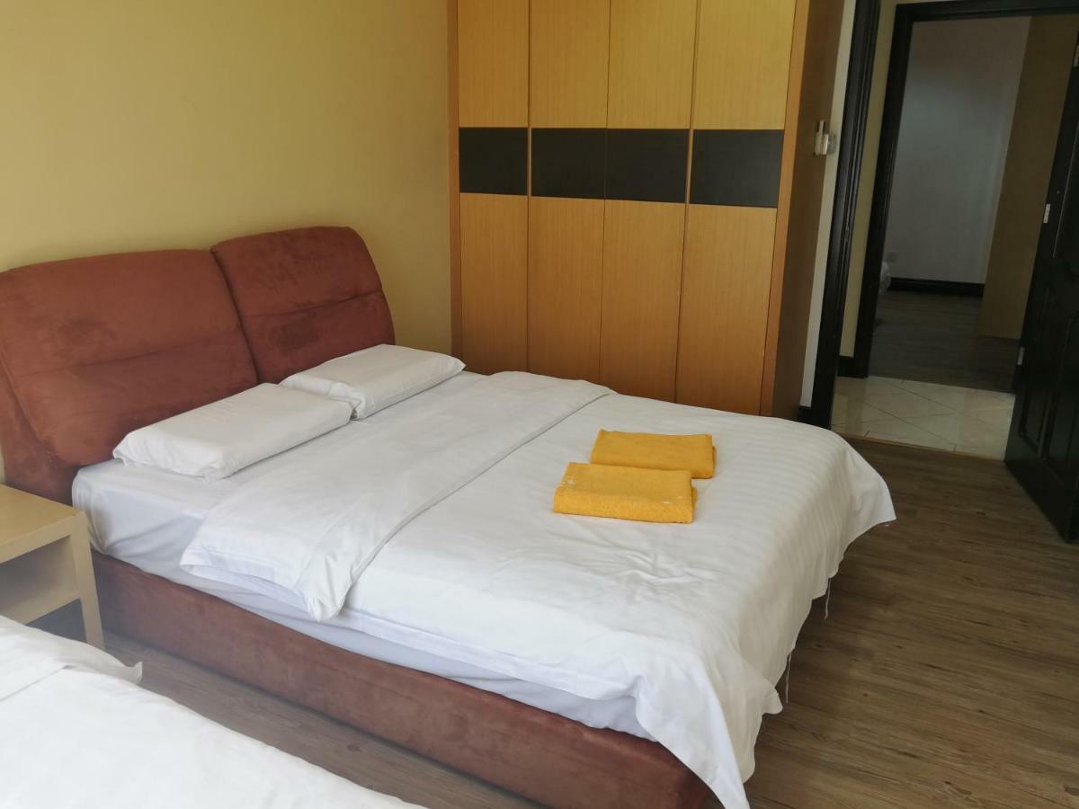 362кв.м 3, 2 баня Апартамент
 в Централен бизнес район Apartment Кота Кинабалу Екстериор снимка